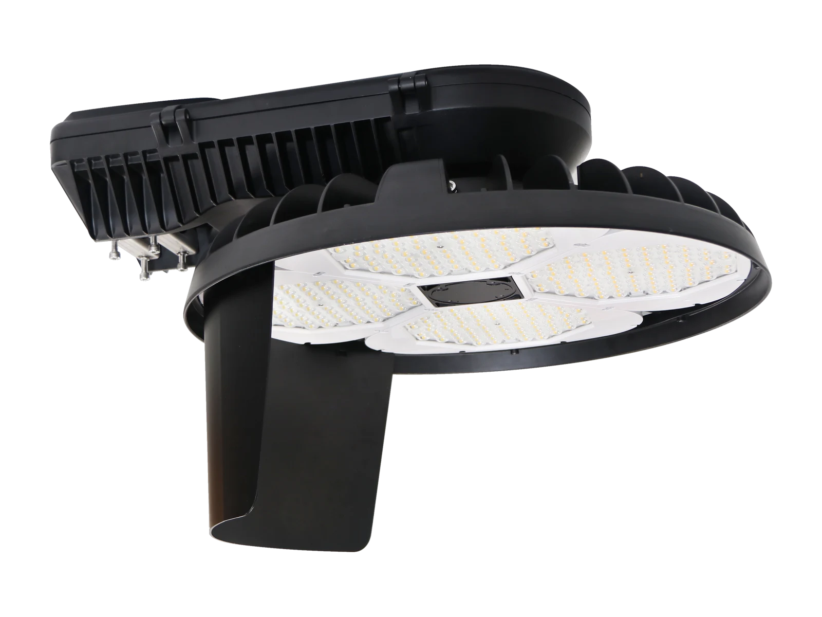 OmniMax high-mast 165° rotating disc luminaire